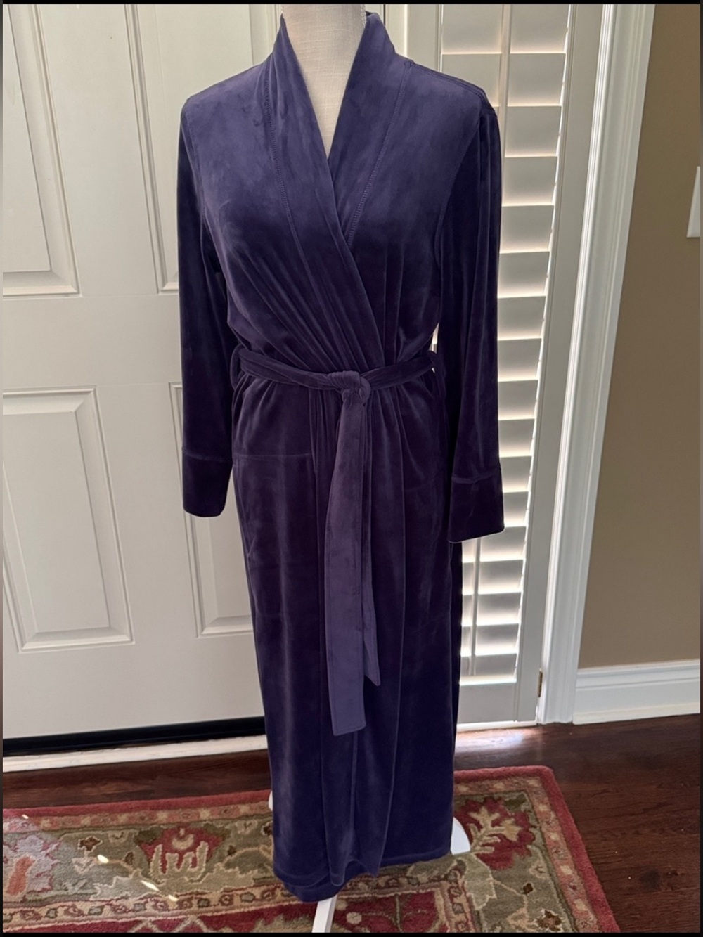 NATORI Women’s Robe - Sz S- Plush Velvet Long Wrap - Plum - Picture 9 of 9